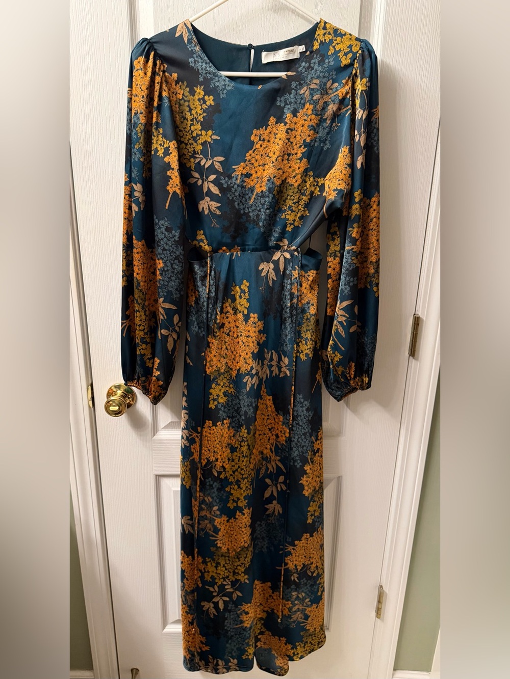 Astr The Label Quinn Floral Cutout Maxi - Picture 3 of 11